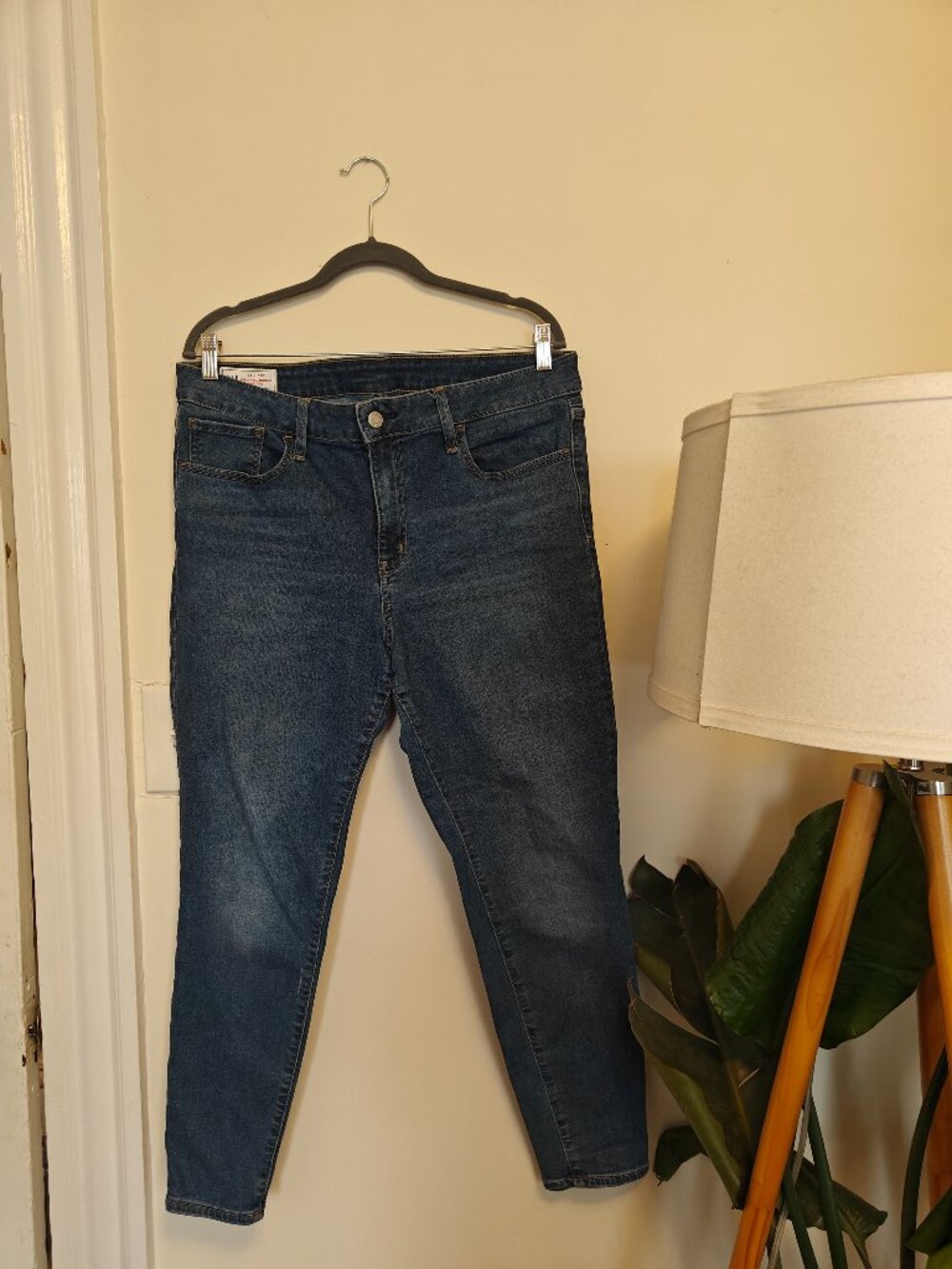 Gap Size 34/18R Universal Jeggings Mid Rise